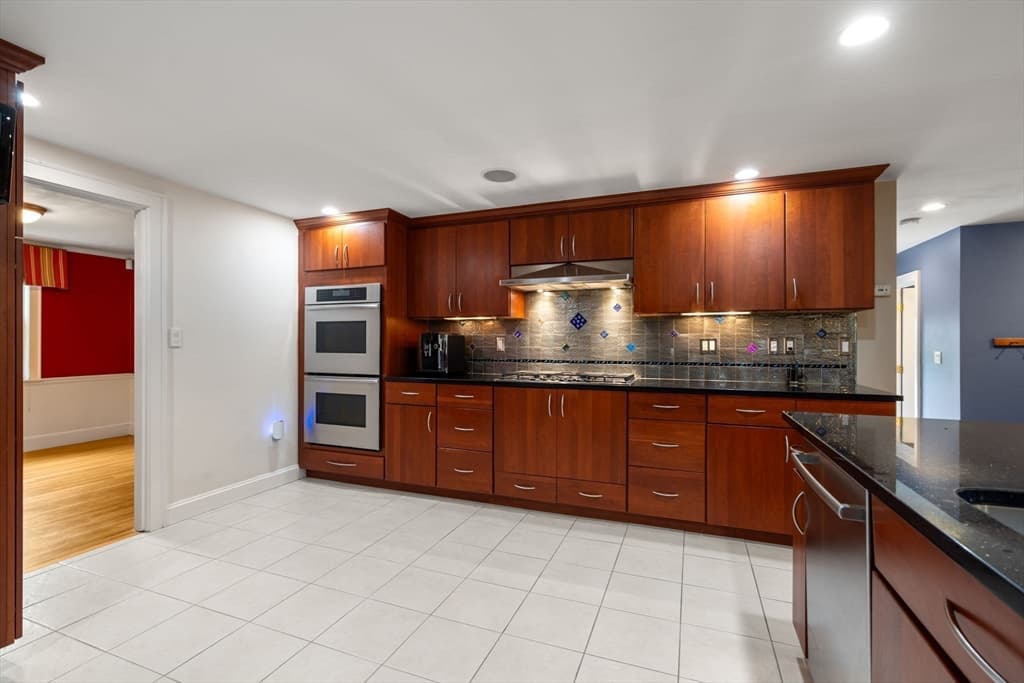 42 Sheridan Rd, Wellesley MA 02481 photo 7