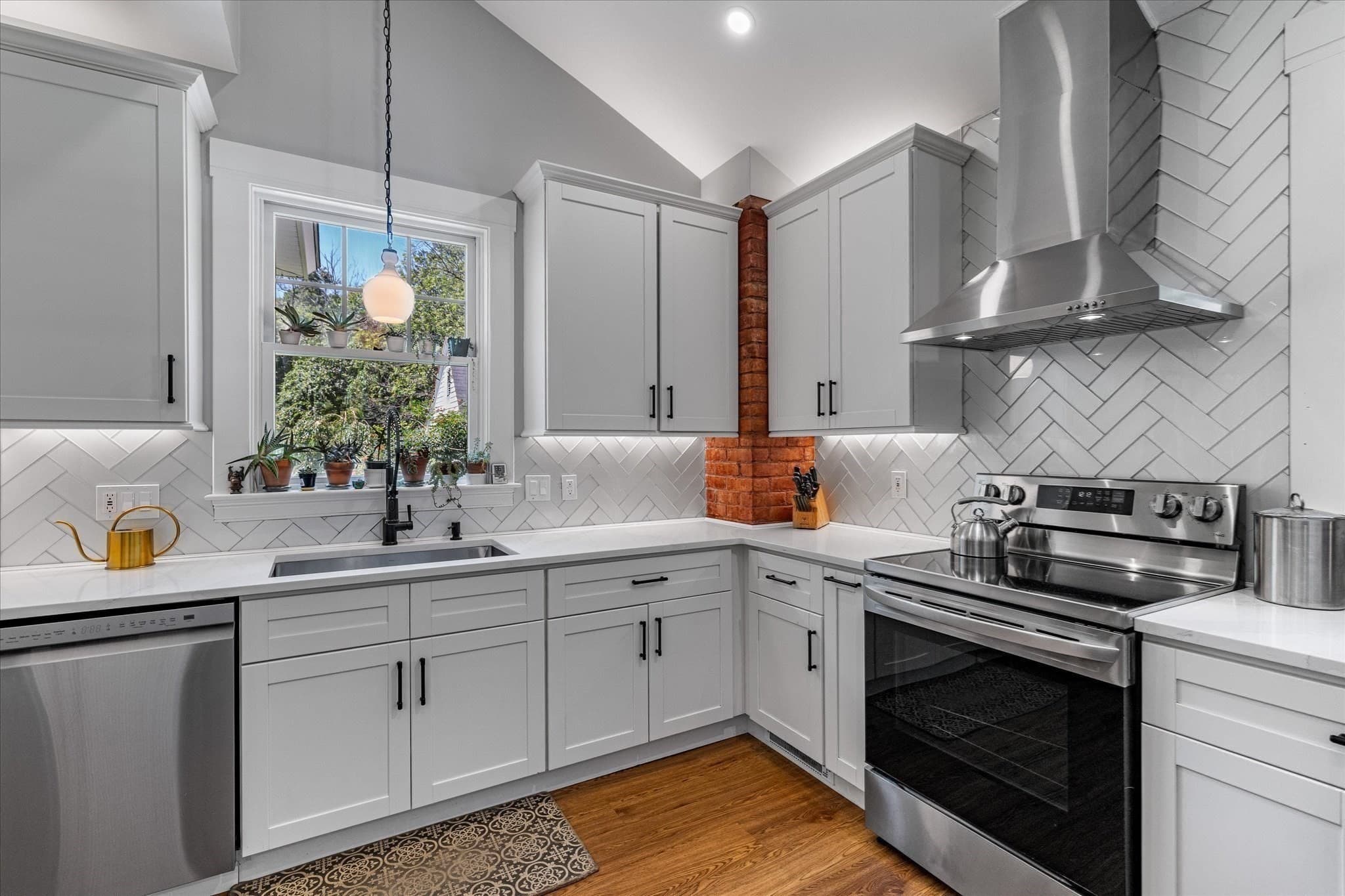 Single Family Residence at 260 Worcester Road, Princeton MA 01541, Princeton, photo 6 of 42