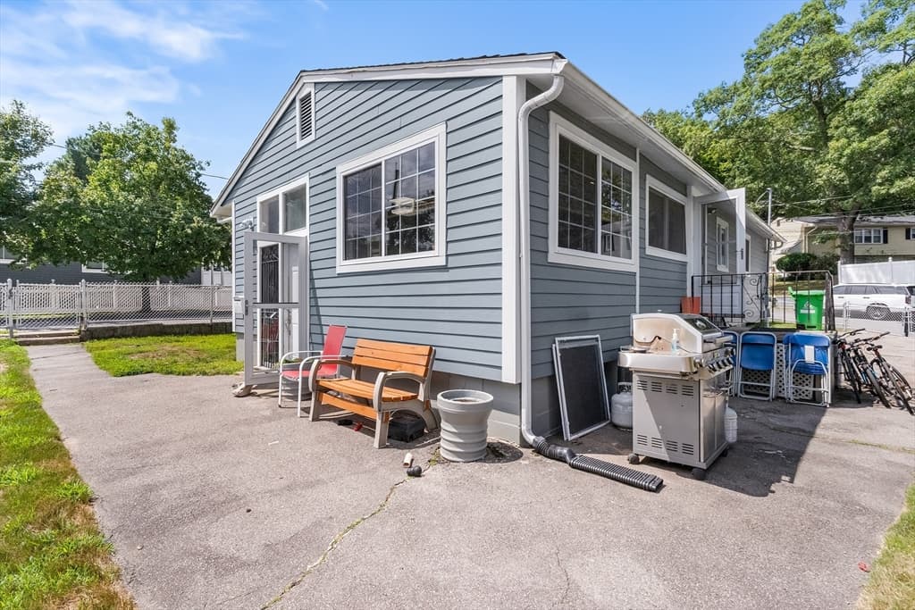 46 Stonehill Rd, Boston MA 02136 photo 22