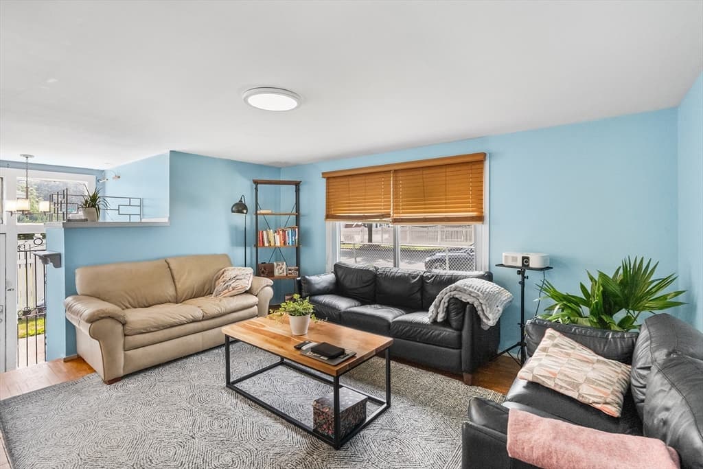 46 Stonehill Rd, Boston MA 02136 photo 10