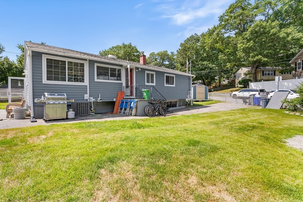 46 Stonehill Rd, Boston MA 02136 photo 21