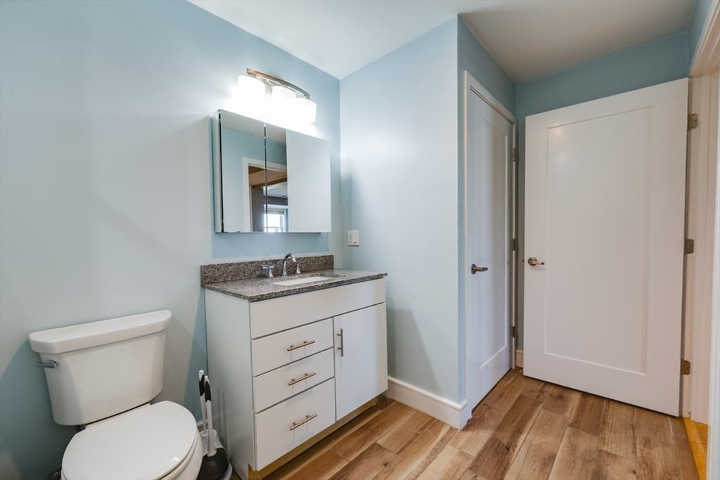 770 Washington Ave # 202, Revere MA 02151 photo 17
