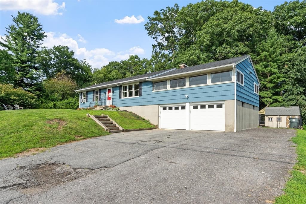 132 Main St., Holden MA 01520