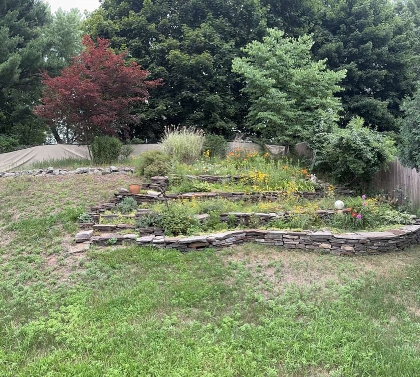 15 Wenonah Dr, Ludlow MA 01056 photo 17