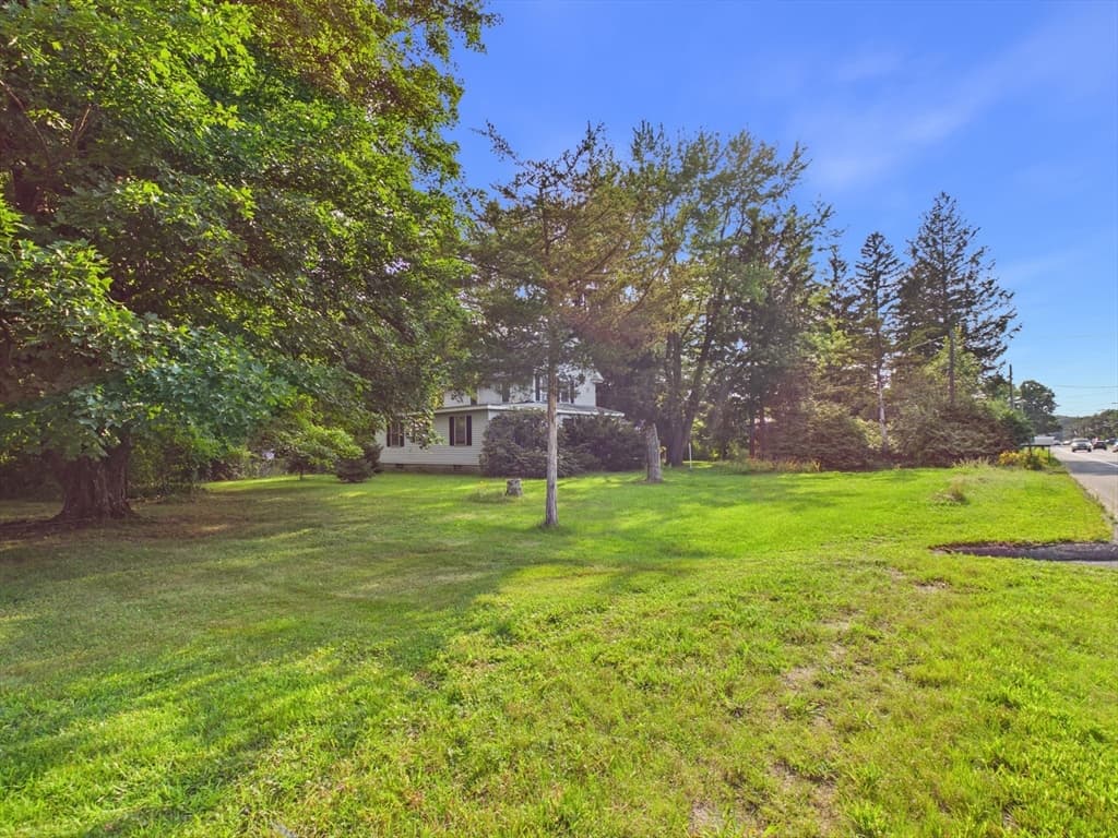 2431 Boston Rd, Wilbraham MA 01095 photo 3