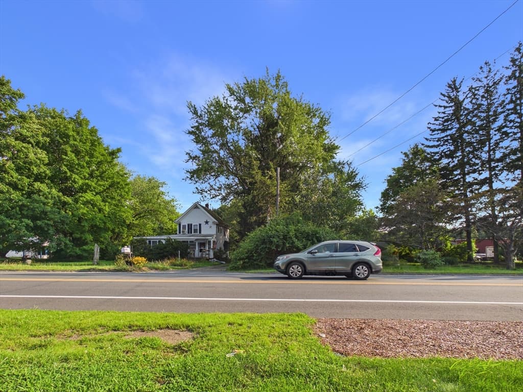2431 Boston Rd, Wilbraham MA 01095