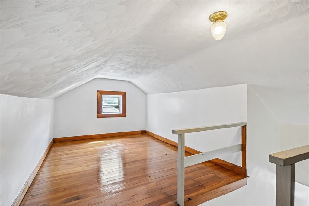 19 Walworth Street, Worcester MA 01602 photo 27