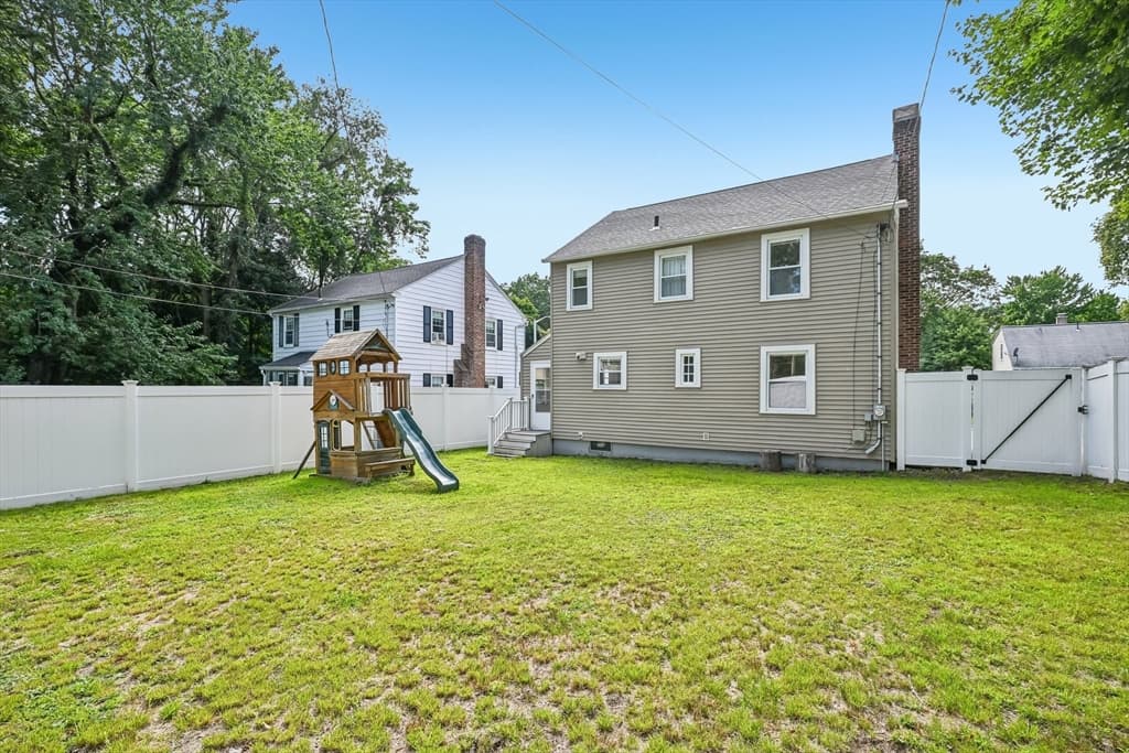 19 Walworth Street, Worcester MA 01602 photo 36