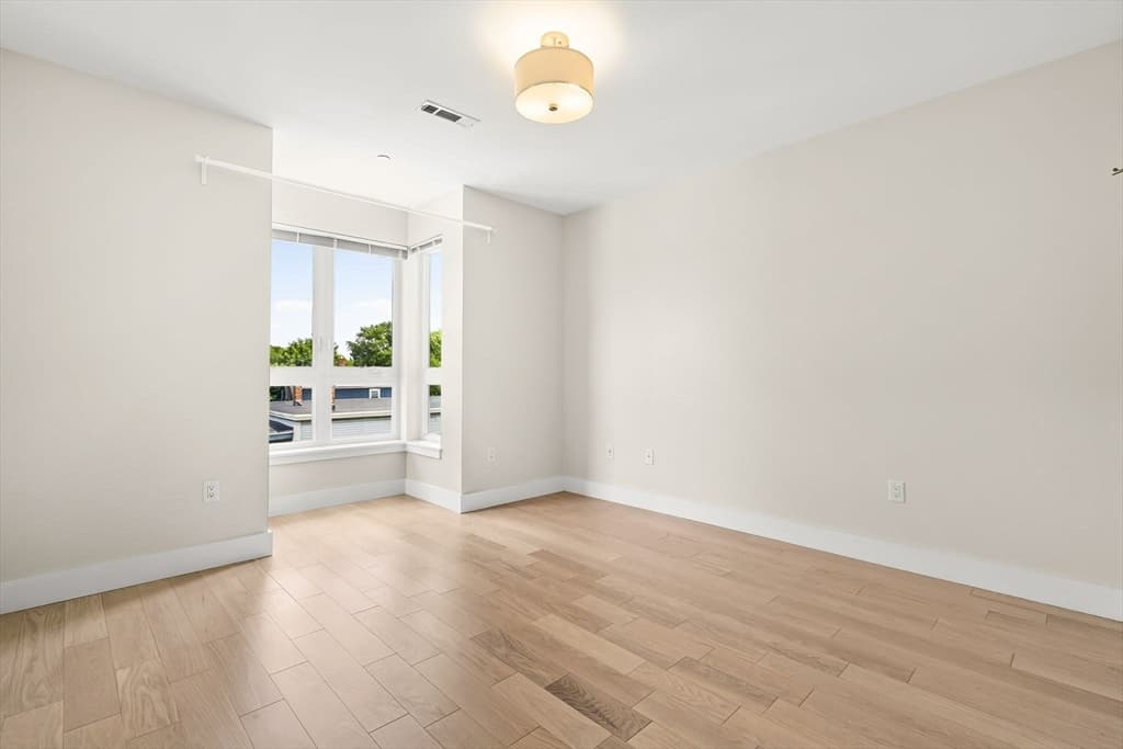 1975 Massachusetts Ave # 302, Cambridge MA 02140 photo 11