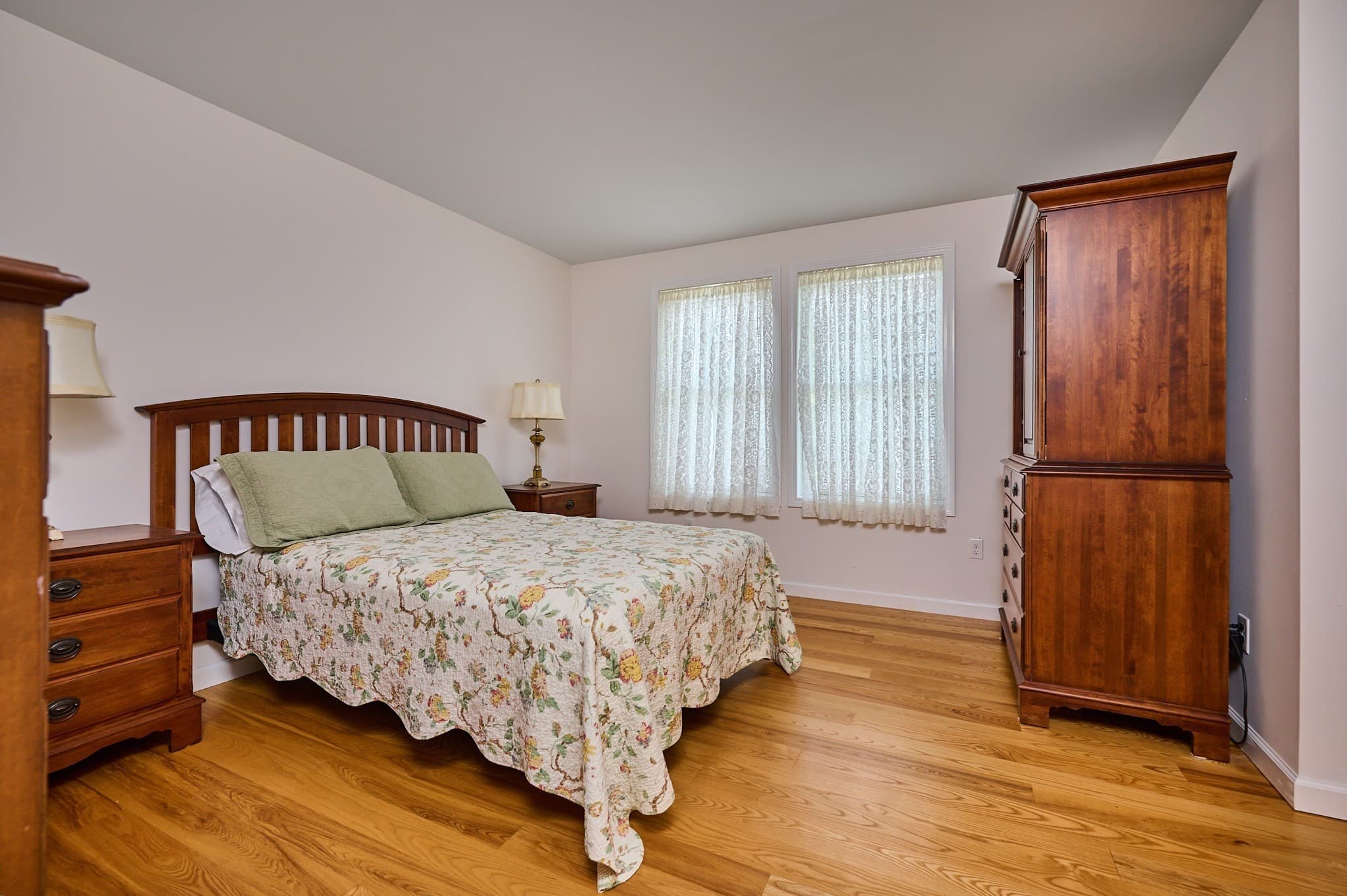 Single Family Residence at 420 Hadley Rd, Sunderland MA 01375, photo 12 of 33