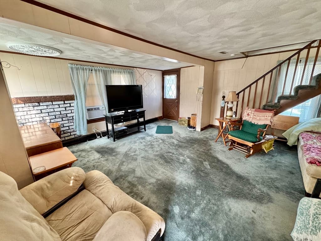 112 Florence Ave, Tewksbury MA 01876 photo 7