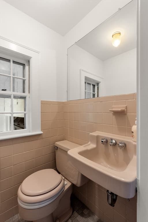 204 Thacher St, Milton MA 02186 photo 19