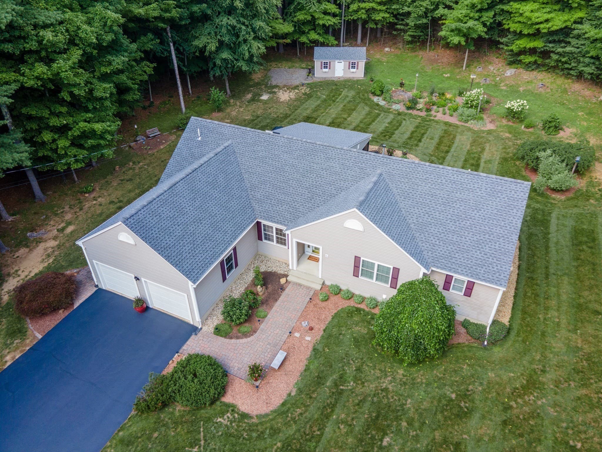 Single Family Residence at 383 Mashapaug Rd, Holland MA 01521, photo 2 of 42