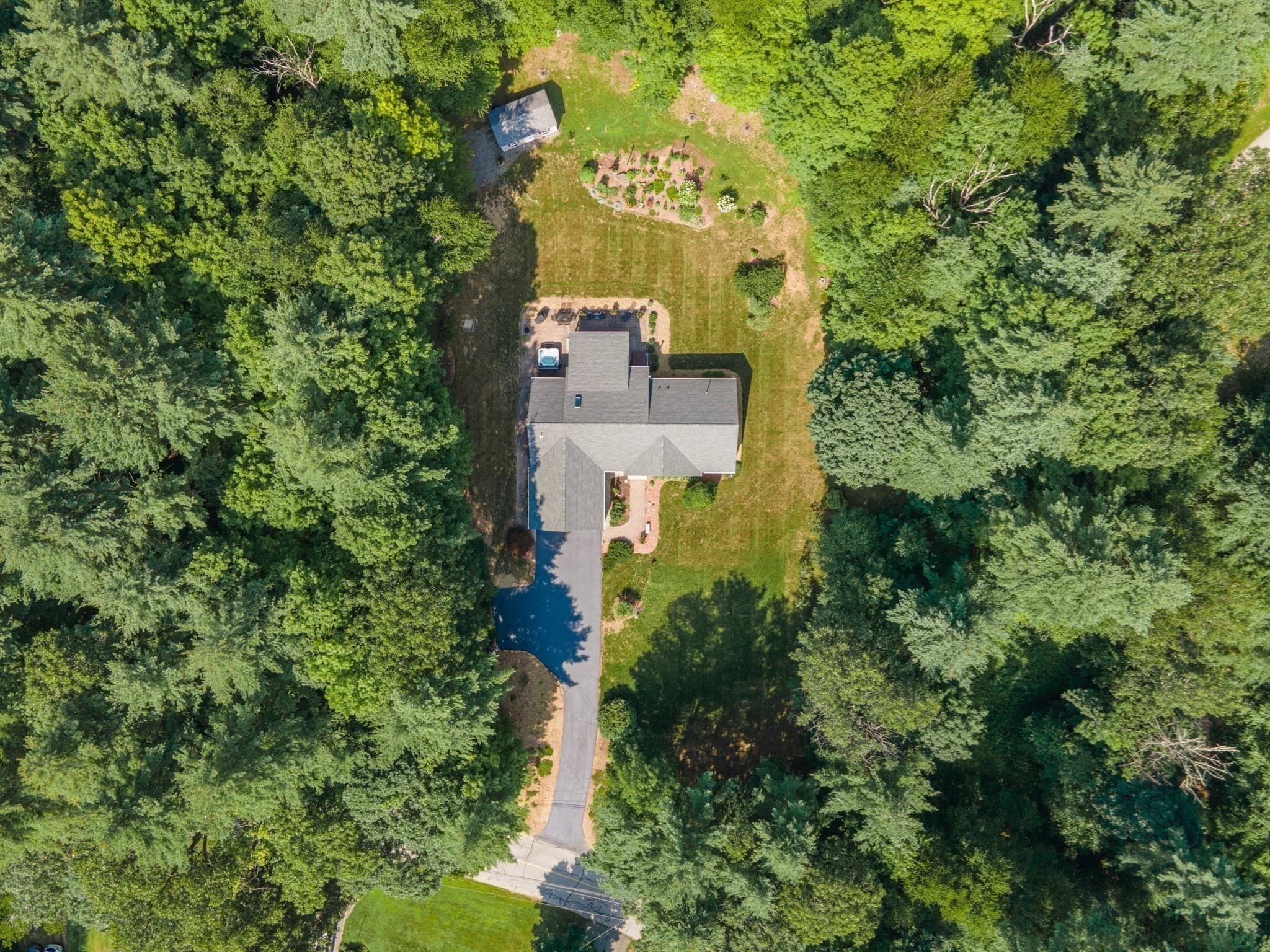 Single Family Residence at 383 Mashapaug Rd, Holland MA 01521, photo 35 of 42