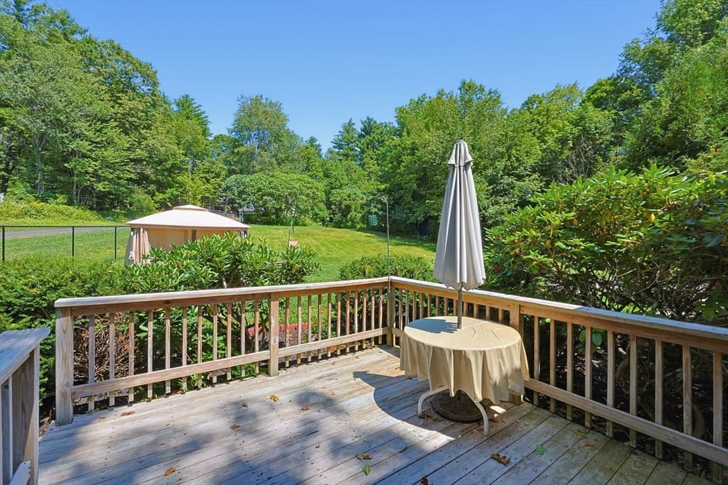 525 Clark St, Gardner MA 01440 photo 23