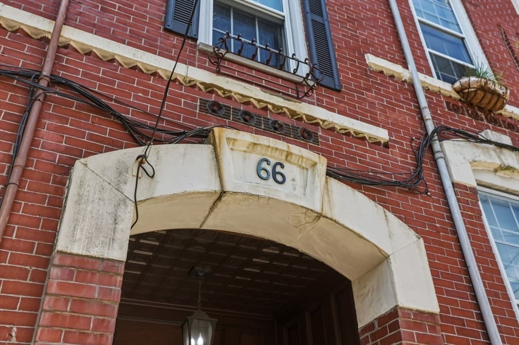 Condominium at 66 Beacon St # 1, Chelsea MA 02150, Chelsea, photo 2 of 27