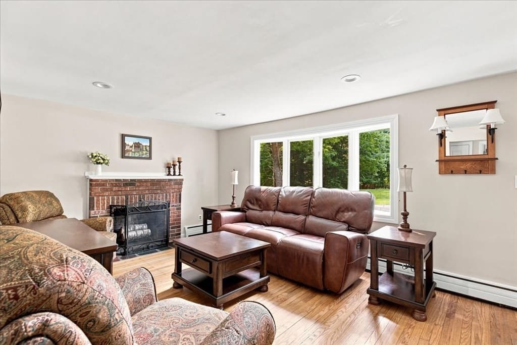 259 Water St, Hanover MA 02339 photo 14