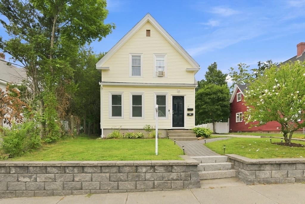 15 Mccarthy Street, Franklin MA 02038 photo 2