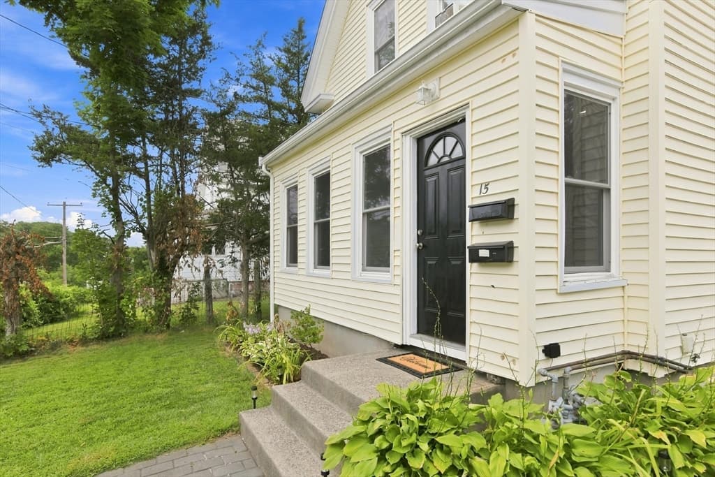 15 Mccarthy Street, Franklin MA 02038 photo 3