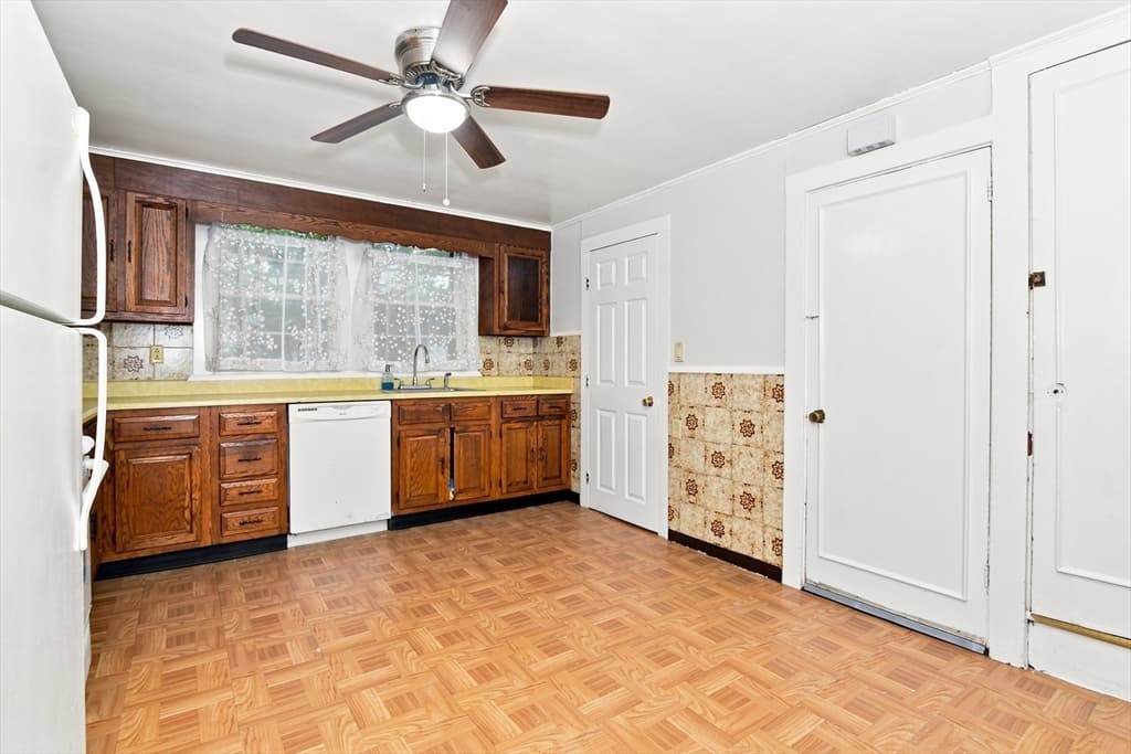 15 Mccarthy Street, Franklin MA 02038 photo 5