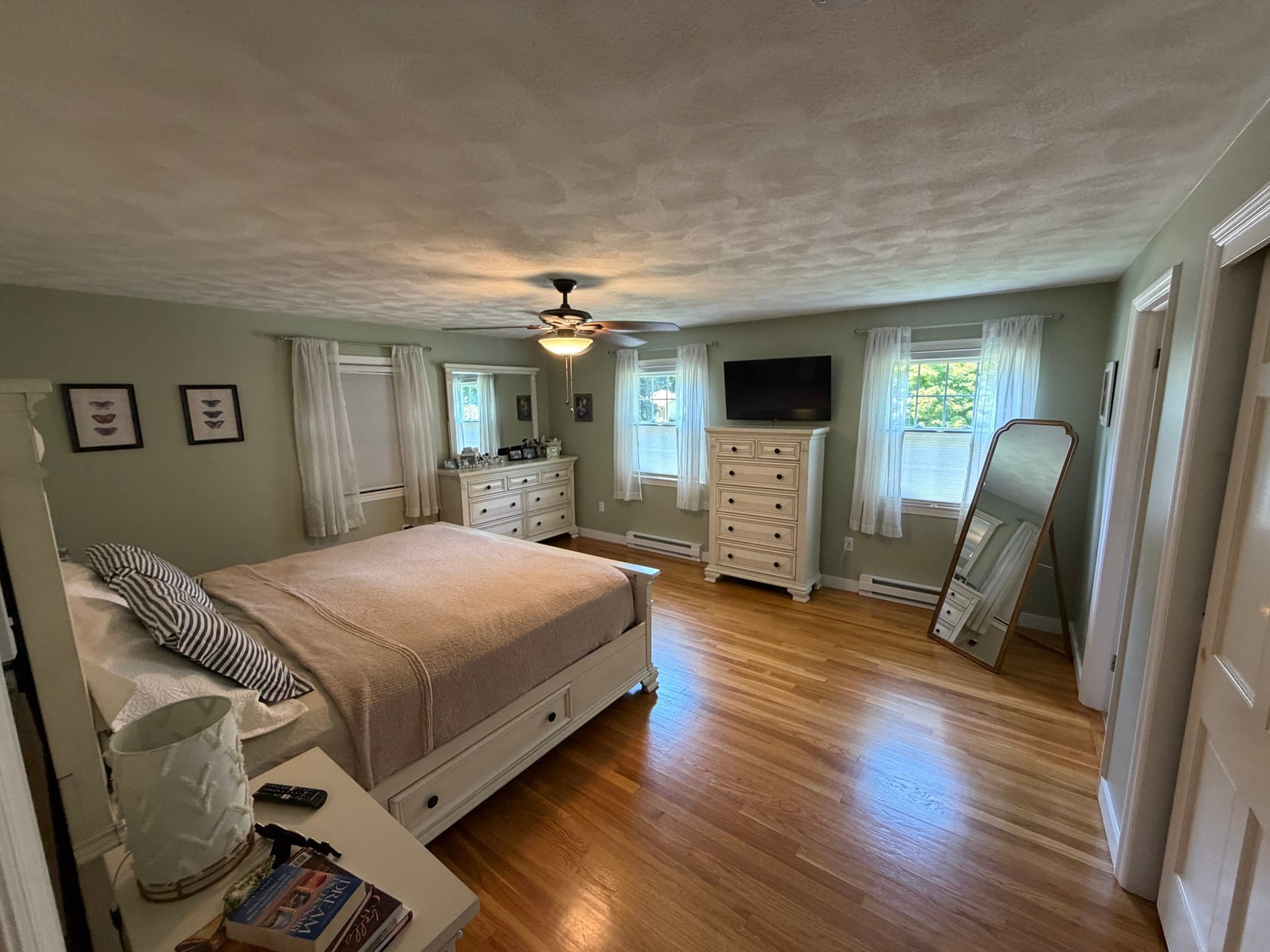 Single Family Residence at 4 Robertson Rd, Auburn MA 01501, Auburn, photo 27 of 32