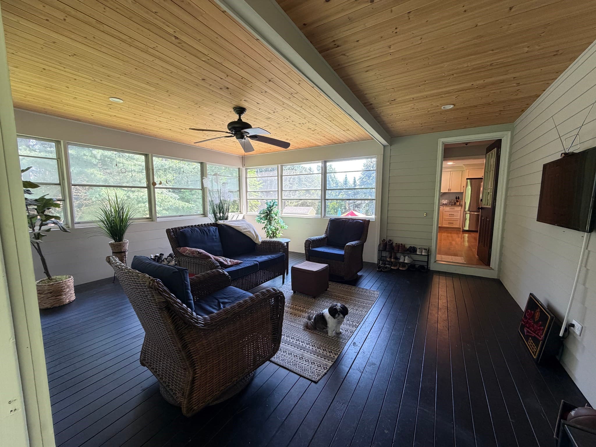 Single Family Residence at 4 Robertson Rd, Auburn MA 01501, Auburn, photo 10 of 32
