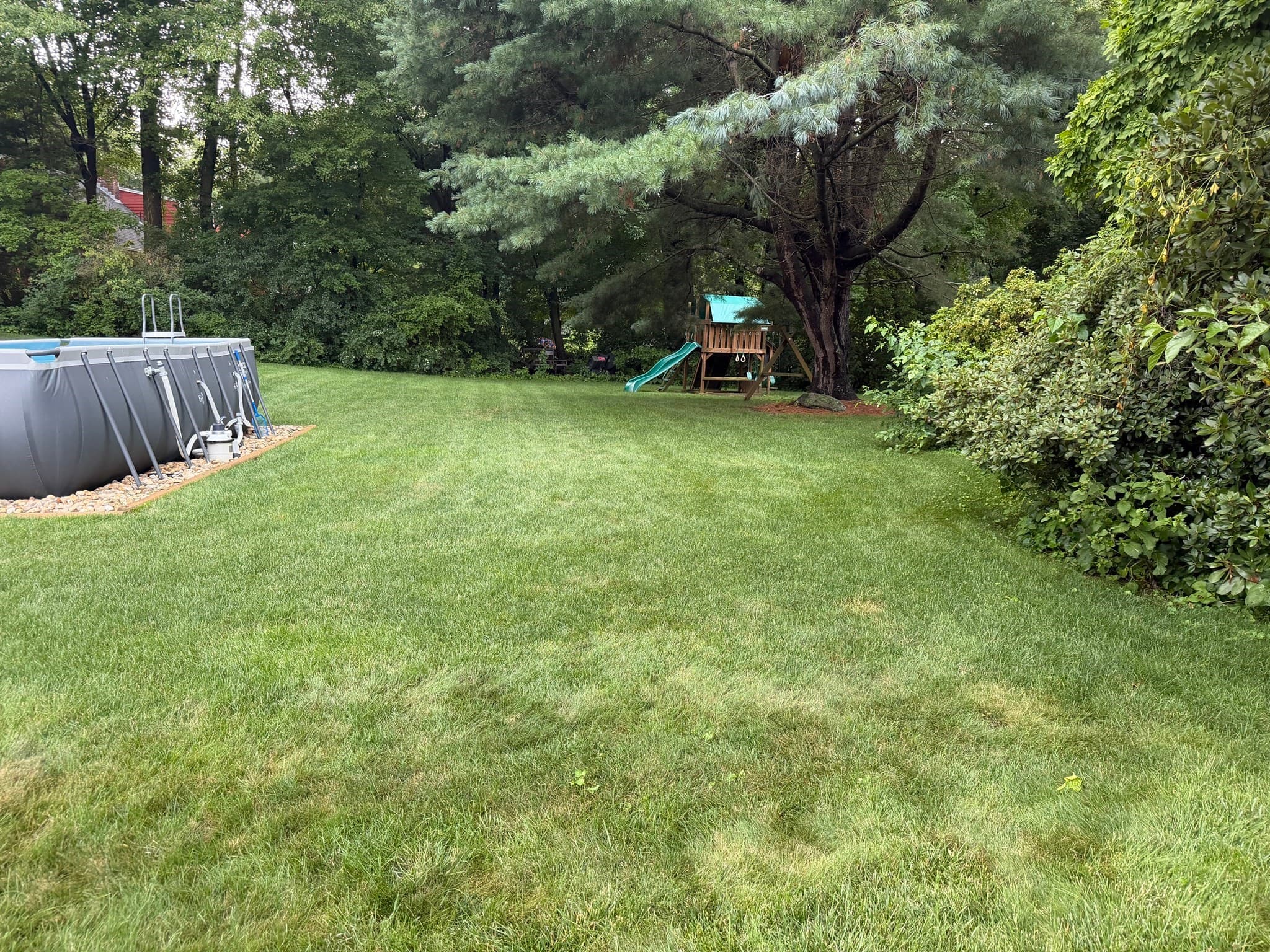 Single Family Residence at 4 Robertson Rd, Auburn MA 01501, Auburn, photo 4 of 32