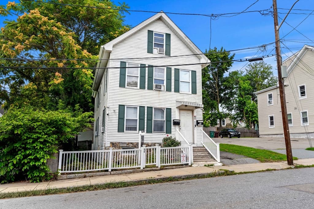 42 Albion Street, Lowell MA 01850 photo 2