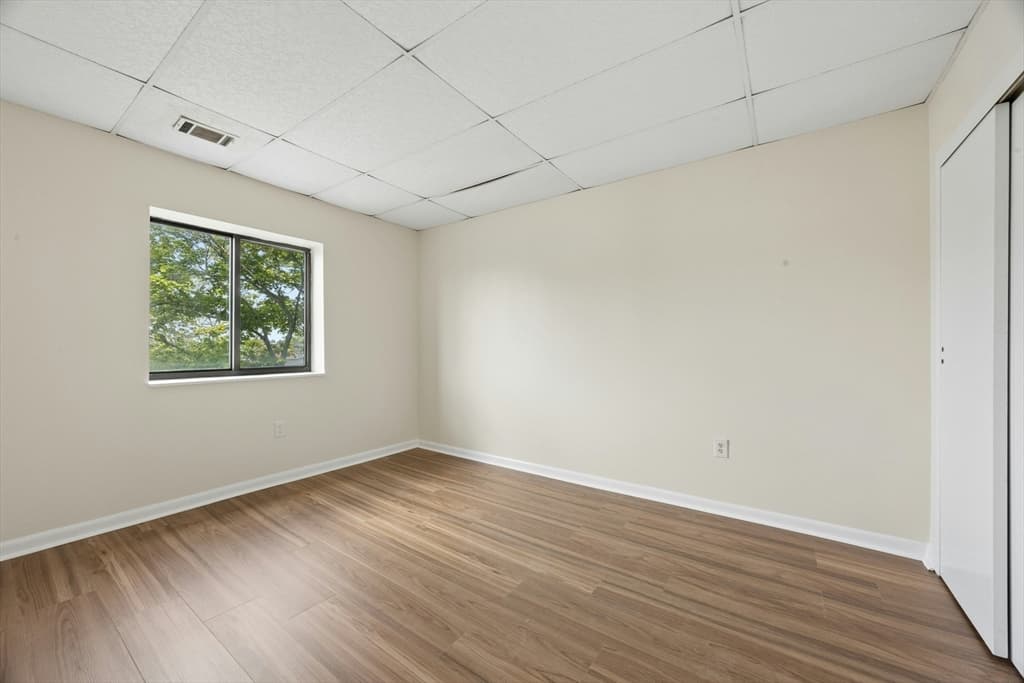 549 E 4th St # D5, Boston MA 02127 photo 6