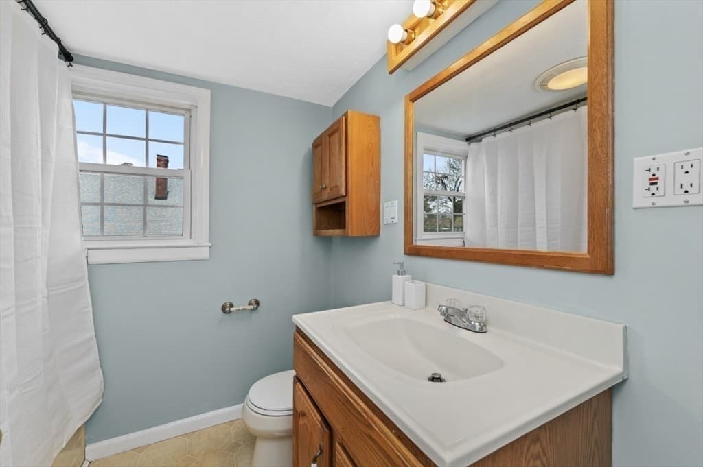 48 Franklin St, Peabody MA 01960 photo 25