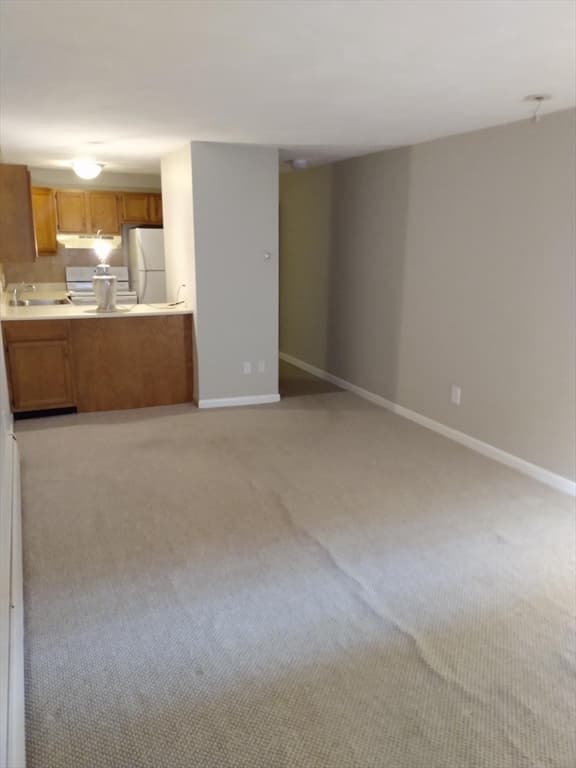 616 Boston Post Rd E # 7, Marlborough MA 01752 photo 6