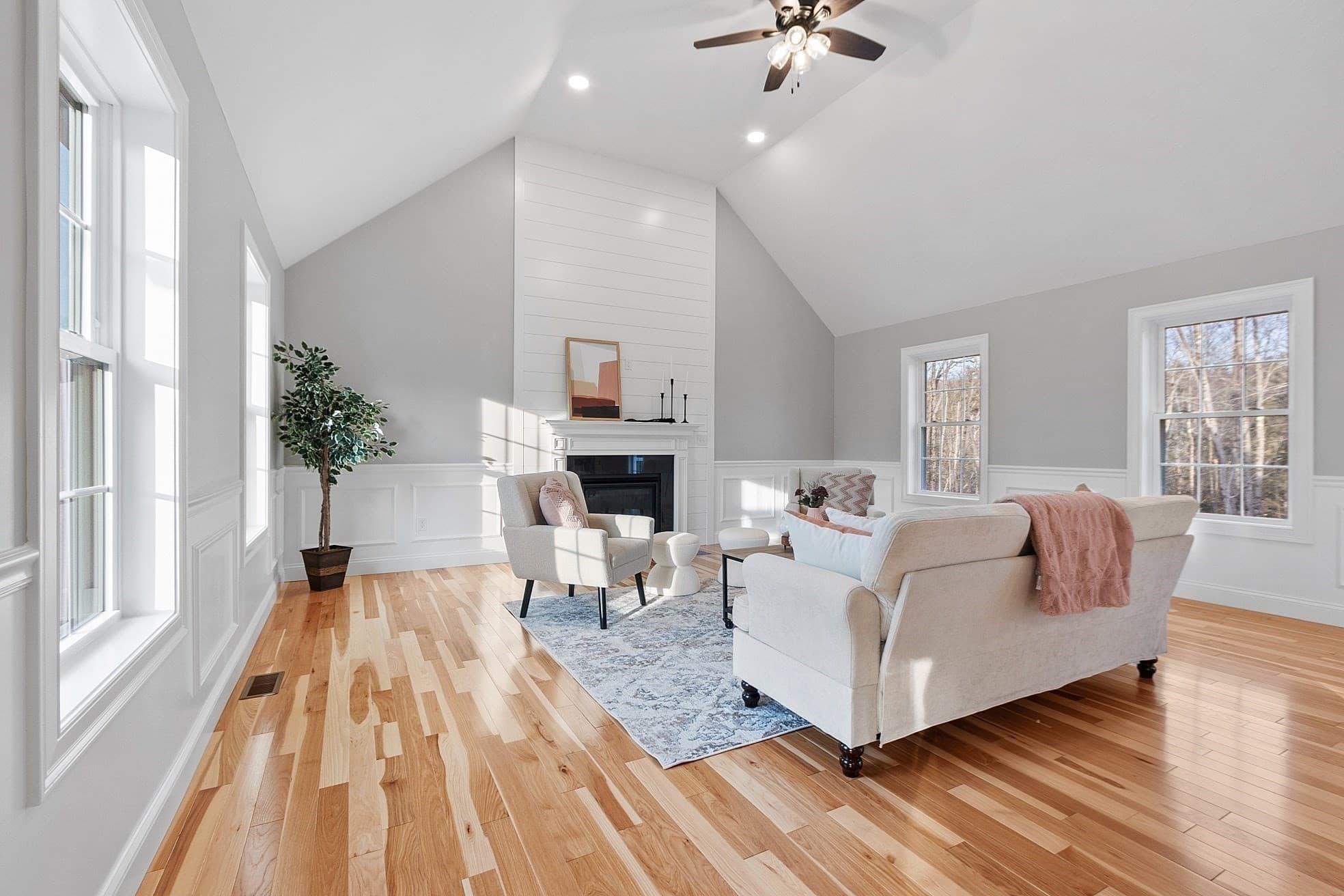 Single Family Residence at 523 Alpine Rd, Fitchburg MA 01420, Fitchburg, photo 2 of 40