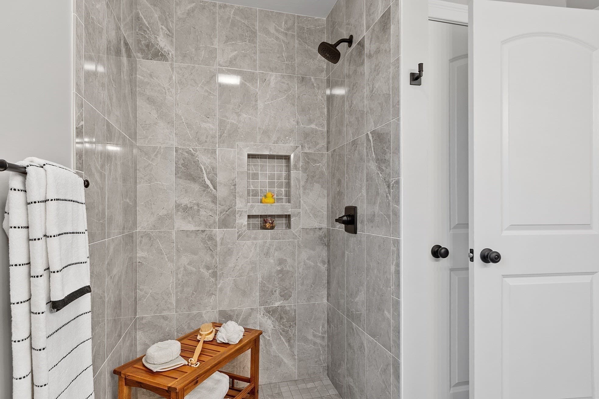 Single Family Residence at 523 Alpine Rd, Fitchburg MA 01420, Fitchburg, photo 10 of 40