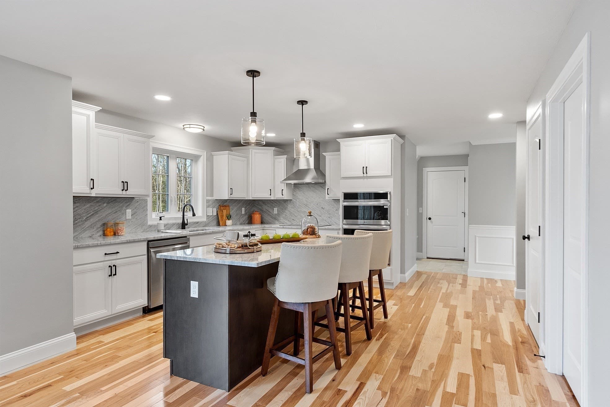 Single Family Residence at 523 Alpine Rd, Fitchburg MA 01420, Fitchburg, photo 4 of 40