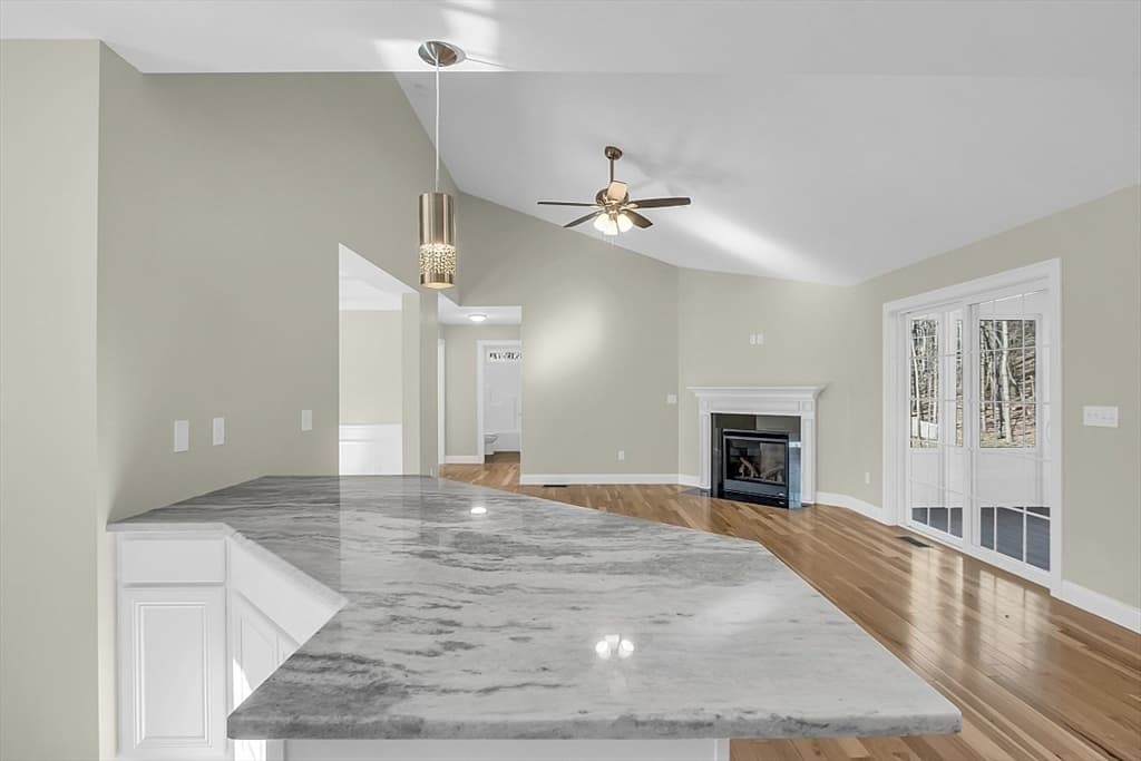 523 Alpine Rd, Fitchburg MA 01420 photo 17