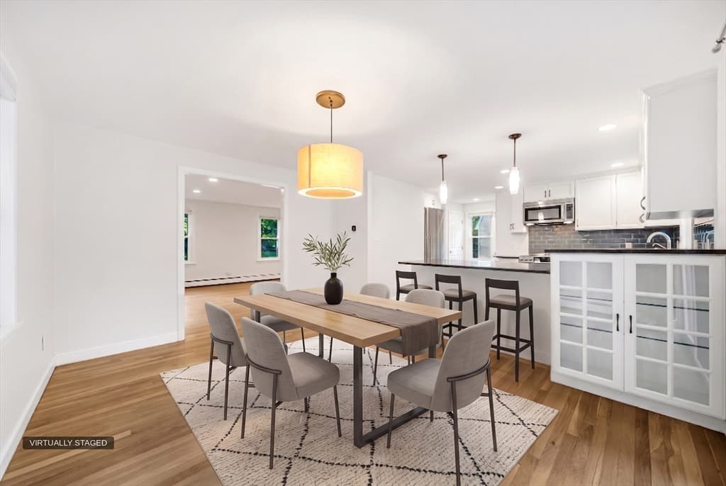81 Seaver St, Wellesley MA 02481 photo 12