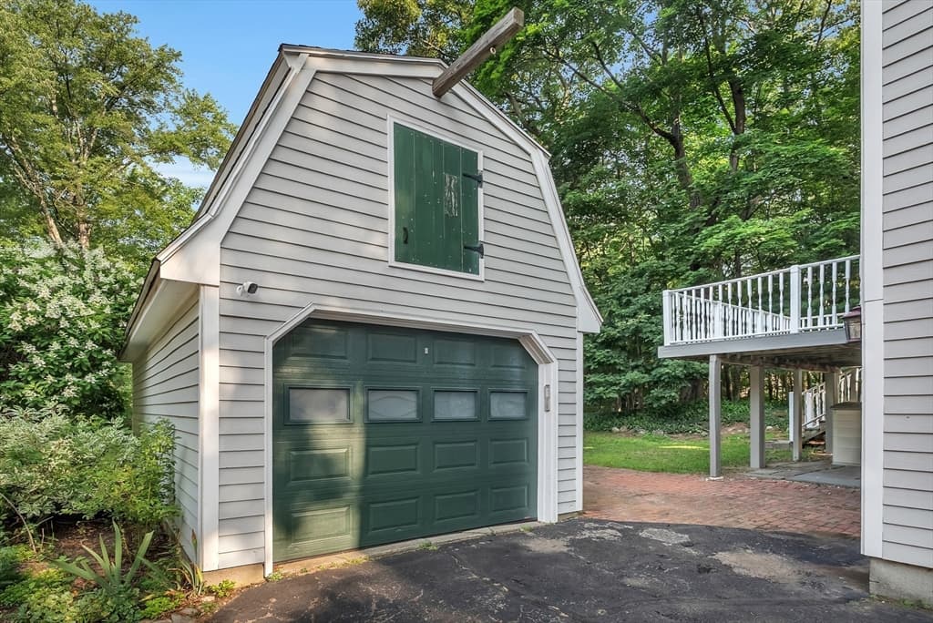 81 Seaver St, Wellesley MA 02481 photo 34