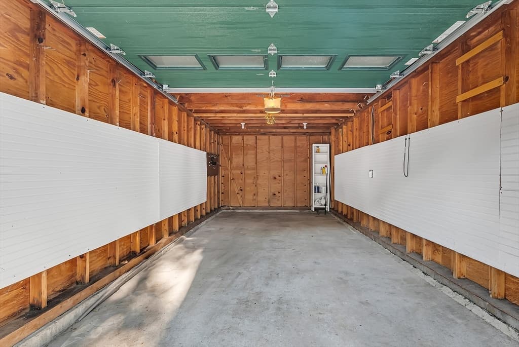 81 Seaver St, Wellesley MA 02481 photo 35