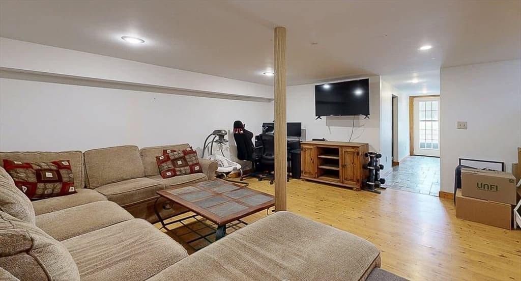 Single Family Residence at 8 Juniper St, West Brookfield MA 01585, West Brookfield, photo 29 of 42