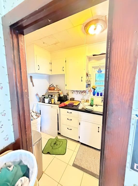 2 Abbott St, Haverhill MA 01835 photo 29