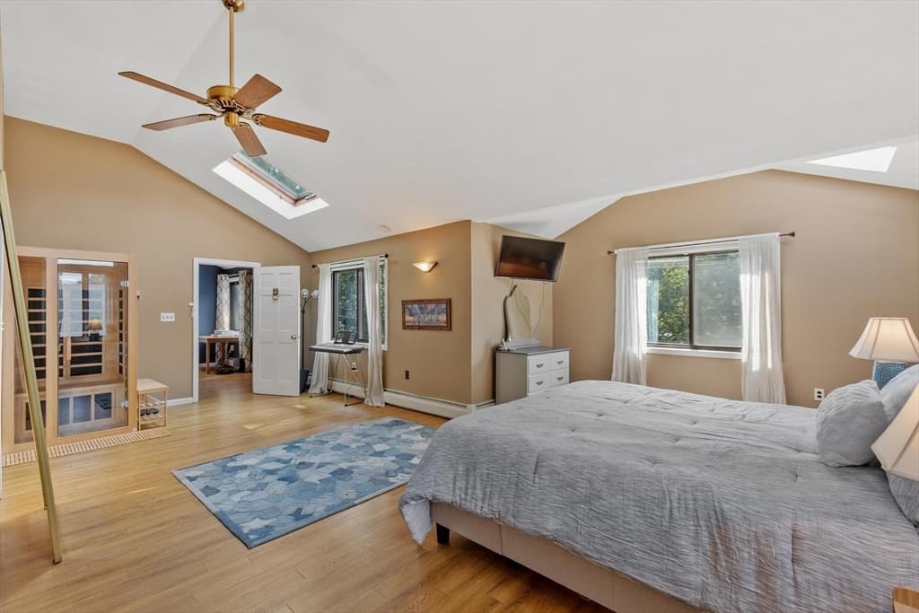 155 Winona St, Peabody MA 01960 photo 24