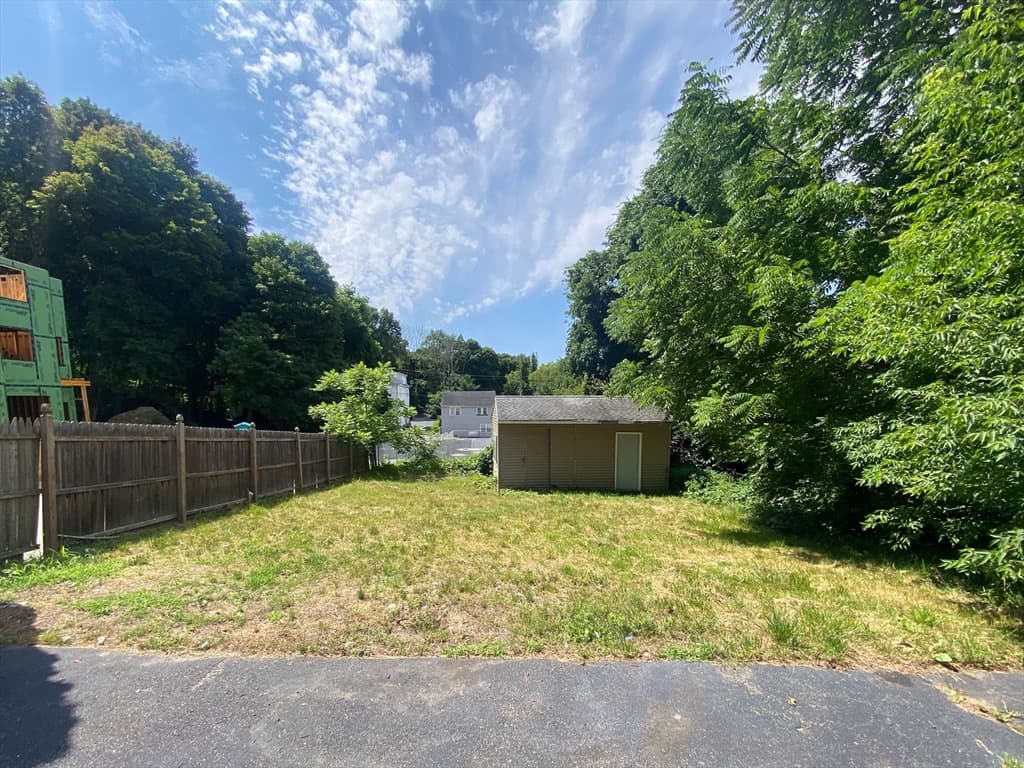 6 Carter Street, Webster MA 01570 photo 37