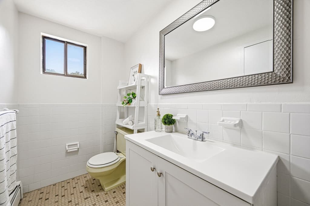 595 Revere Beach Pkwy # 40, Revere MA 02151 photo 26