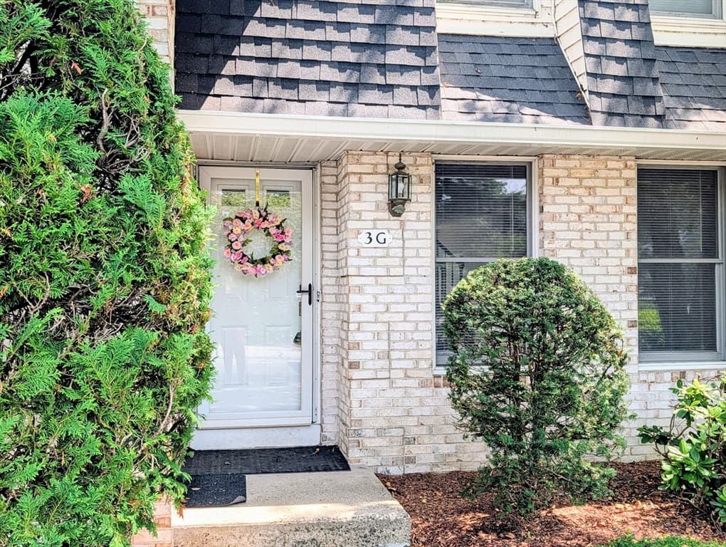 3 Mansion Woods Drive # G, Agawam MA 01001 photo 32