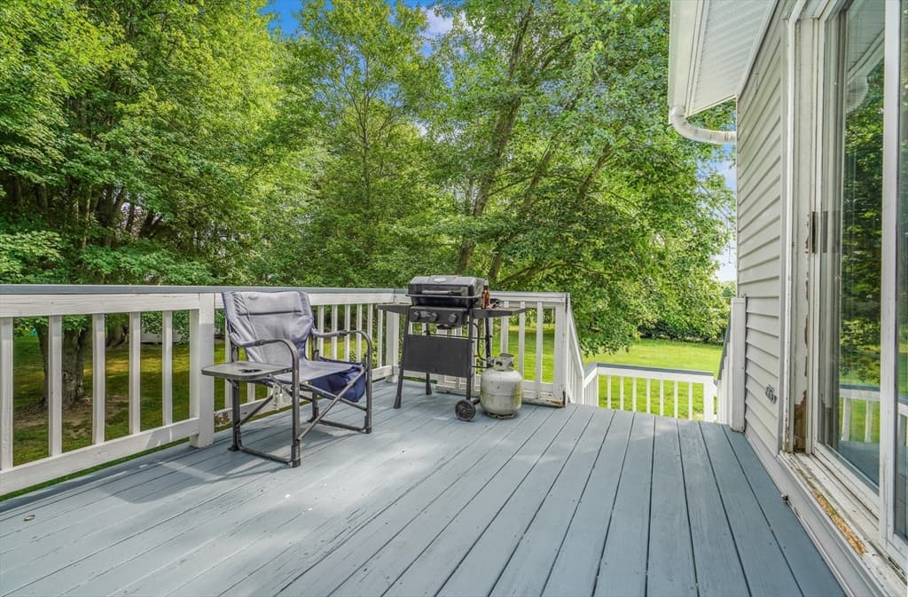 37 Slade St, Swansea MA 02777 photo 26