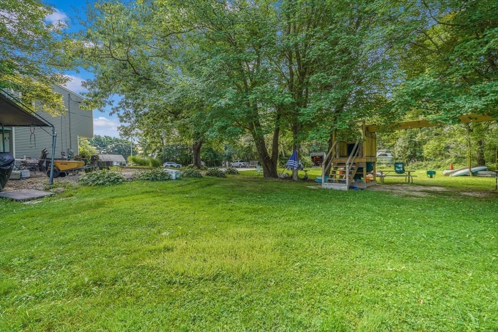 37 Slade St, Swansea MA 02777 photo 31
