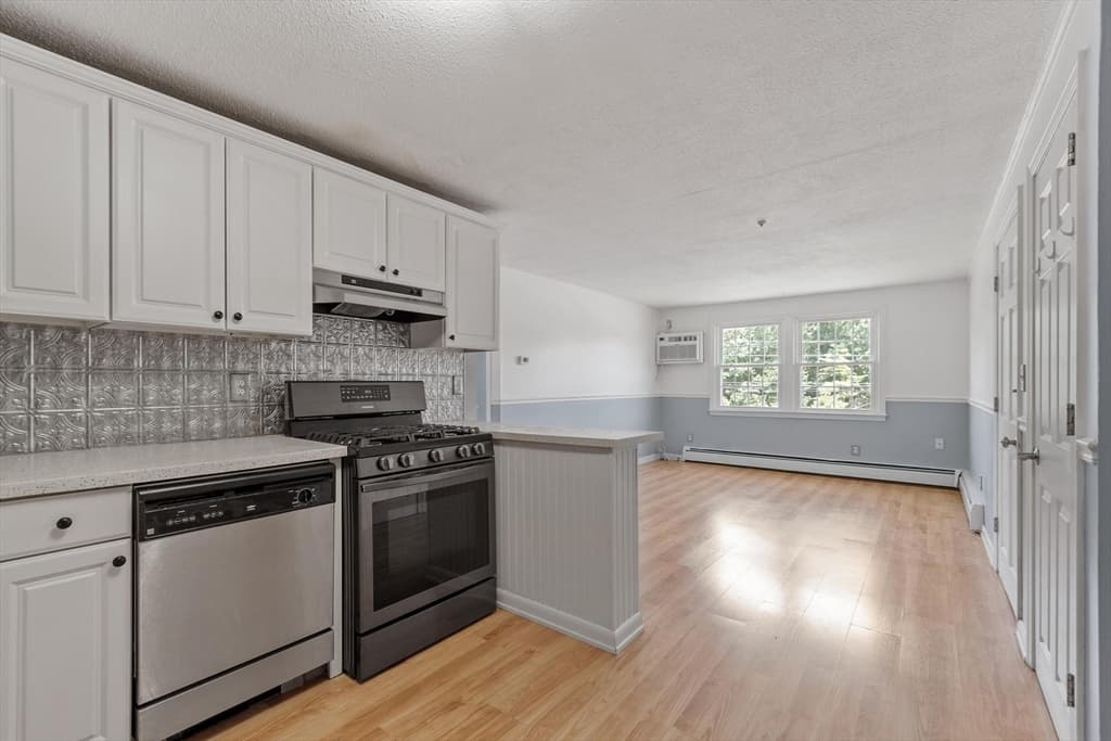 160 Tyngsboro Road # 12c, Chelmsford MA 01863 photo 12