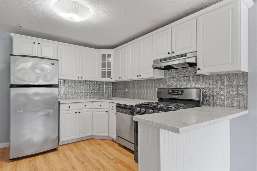 160 Tyngsboro Road # 12c, Chelmsford MA 01863 photo 10