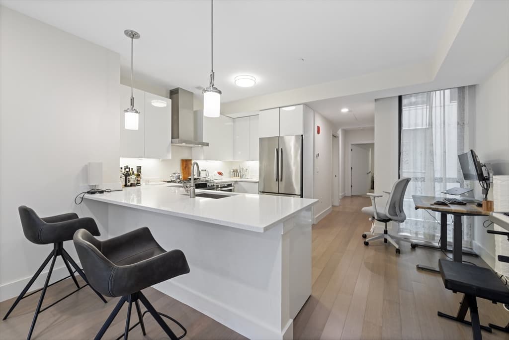 121 Portland Street # 707, Boston MA 02114 photo 2
