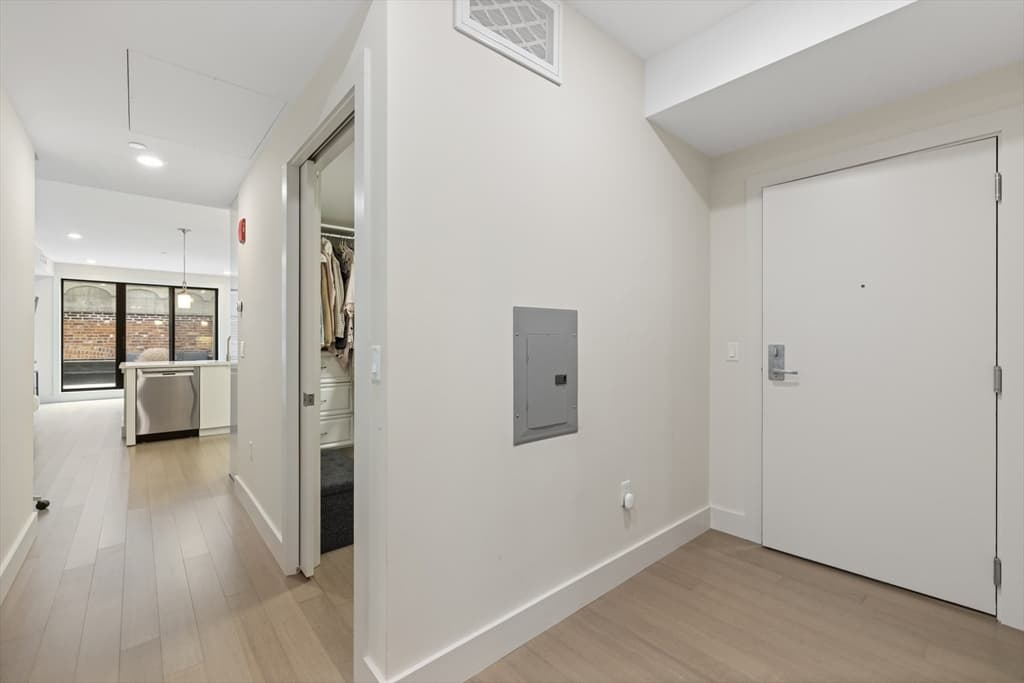 121 Portland Street # 707, Boston MA 02114 photo 16